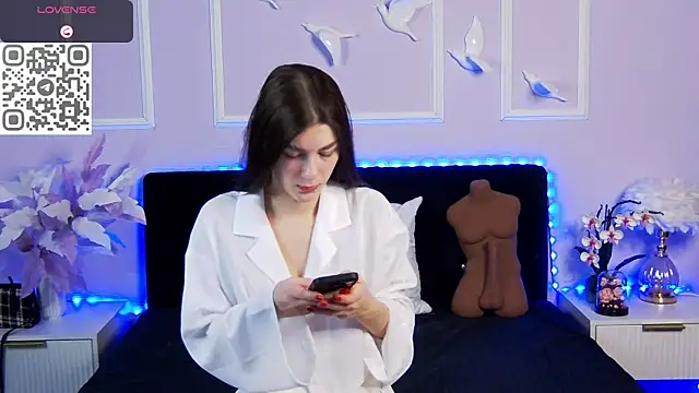 Snapshot of Lindsay_Cutie chatting on 01/13/26, 03:34 Lindsay Cutie online show from 01/13/26, 03:34