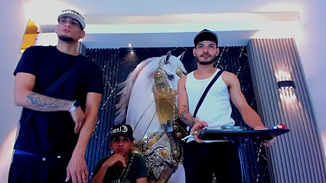 The Gods In Diamonds online show from 03/02/26, 05:08