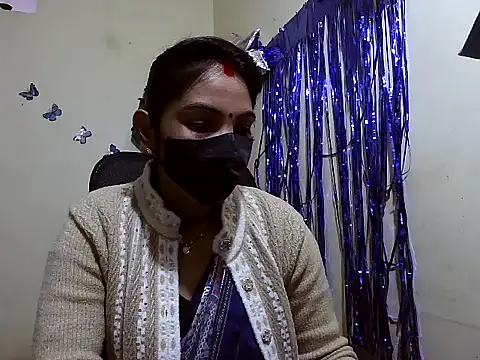 Snapshot of Shivani-Gupta chatting on 02/02/26, 05:39 Shivani-Gupta online show from 02/02/26, 05:39