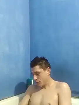 Snapshot of polonezisze chatting on 01/12/26, 02:06 polonezisze online show from 01/12/26, 02:06