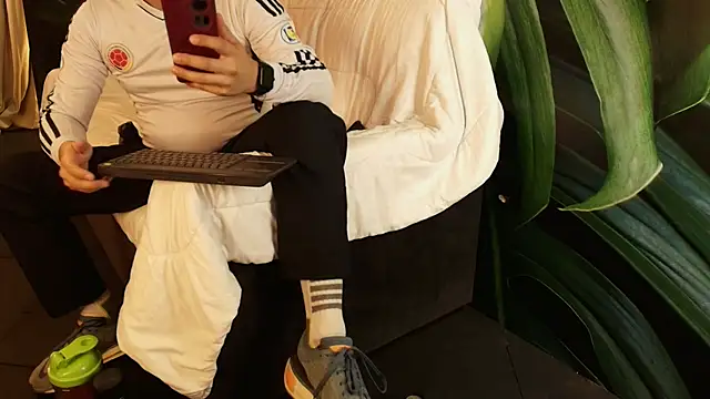 adamleexe online show from 01/12/26, 03:12