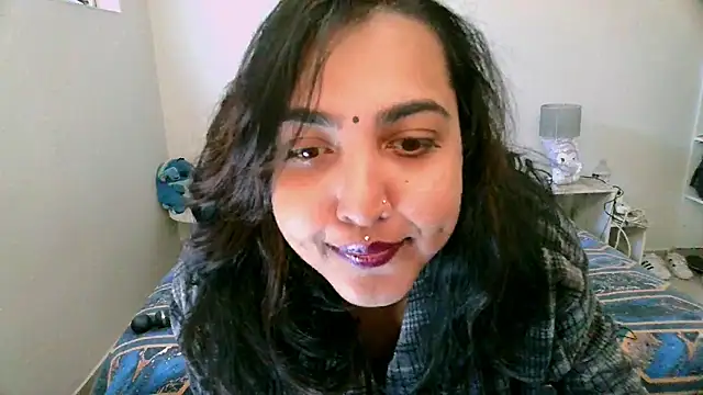 Snapshot of IndianBearxx chatting on 08/04/26, 07:22 IndianBearxx online show from 08/04/26, 07:22