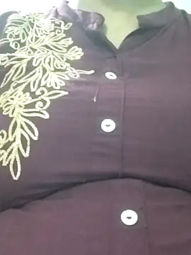 Snapshot of Zaara101 chatting on 03/28/26, 06:51 Zaara101 online show from 03/28/26, 06:51