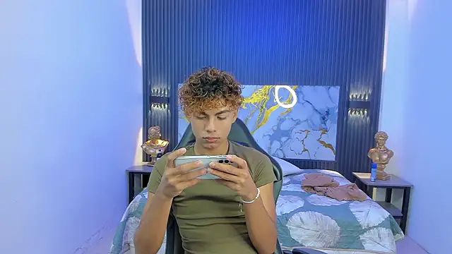 Anyelo Twink online show from 03/21/26, 04:17