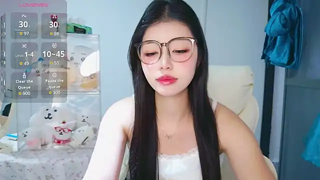 -XiaoYu-777 online show from 03/17/26, 08:50