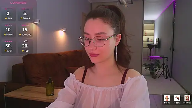 classy     online show from 03/26/26, 01:17