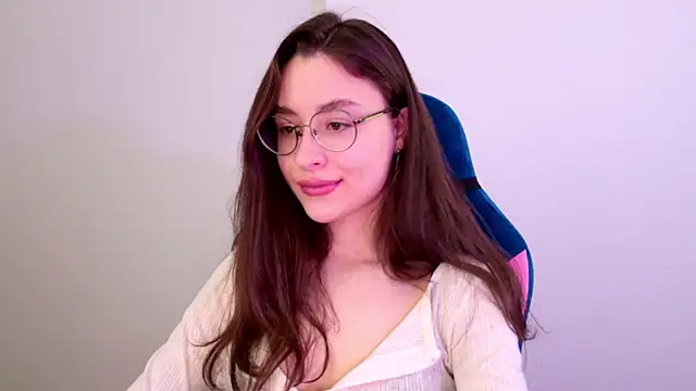 Snapshot of classy____ chatting on 05/02/26, 02:22 classy online show from 05/02/26, 02:22