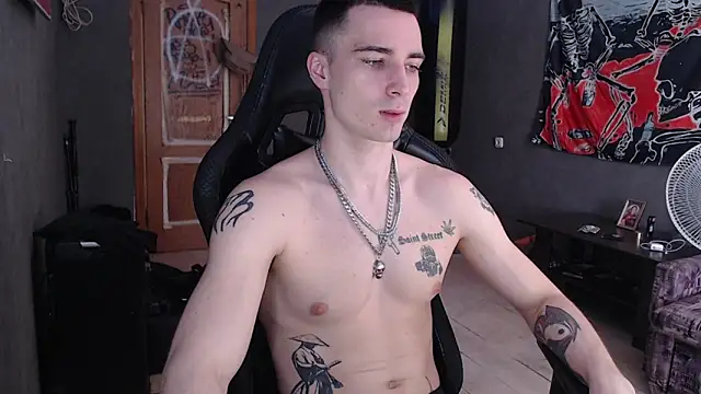 Snapshot of Jack_loveeee chatting on 05/06/26, 09:47 Jack loveeee online show from 05/06/26, 09:47
