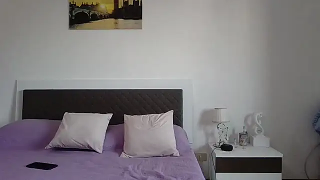 Clara1986 online show from 06/12/26, 02:16