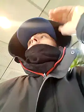 80julien online show from 02/20/26, 01:22