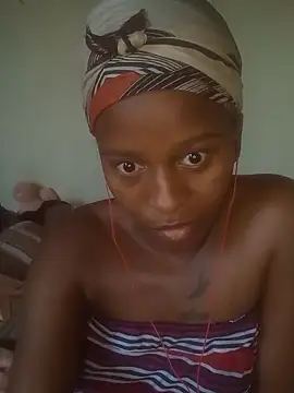 Princess2002Electron online show from 02/05/26, 04:39