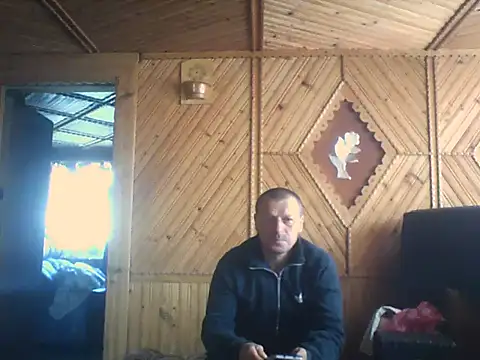 Snapshot of Ivan9iutt chatting on 04/30/26, 01:06 Ivan9iutt online show from 04/30/26, 01:06