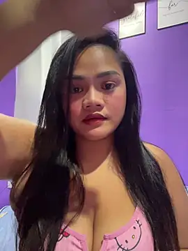 Snapshot of womanforall69 chatting on 01/14/26, 06:19 womanforall69 online show from 01/14/26, 06:19