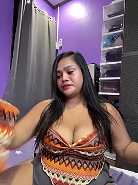 Snapshot of womanforall69 chatting on 01/15/26, 08:08 womanforall69 online show from 01/15/26, 08:08