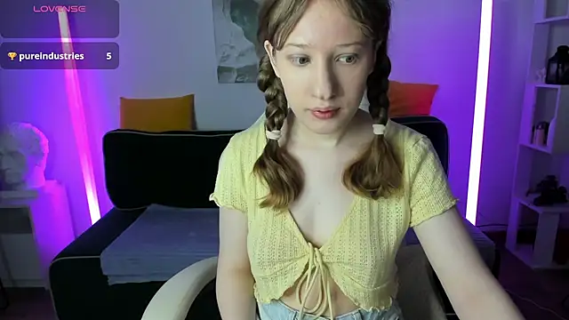 tracy aw online show from 04/02/26, 03:59