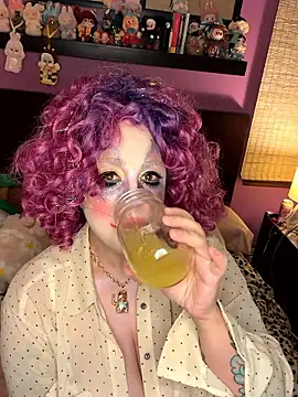 kitkathecartoonclown online show from 01/17/26, 04:39