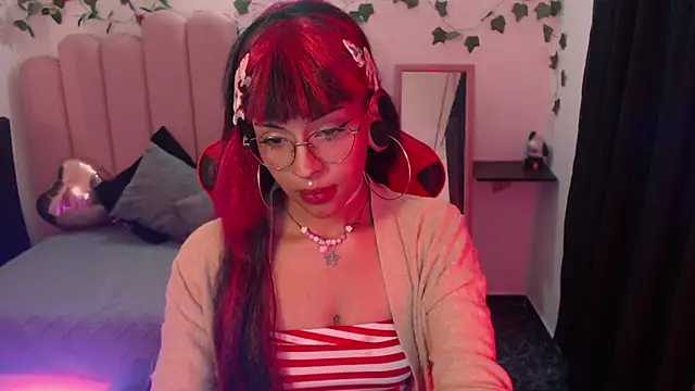 jia1111  online show from 02/19/26, 02:24