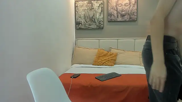 Snapshot of irvin_keyes chatting on 02/25/26, 07:45 irvin keyes online show from 02/25/26, 07:45