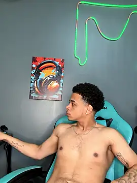 l-laross online show from 01/12/26, 03:50