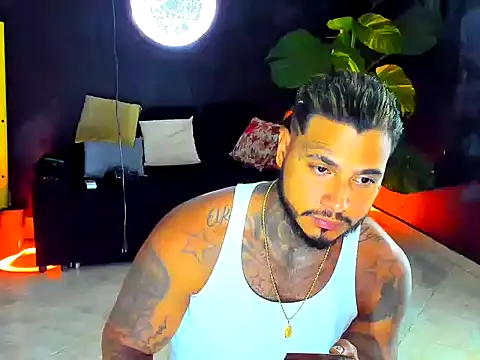 Snapshot of alexis_27121 chatting on 02/05/26, 07:35 alexis 27121 online show from 02/05/26, 07:35