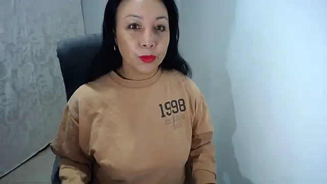 soyElena46 online show from 07/01/26, 11:56