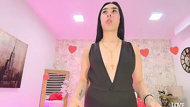 emily clarkk  online show from 02/10/26, 07:18