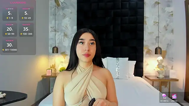 emily clarkk  online show from 02/26/26, 07:24