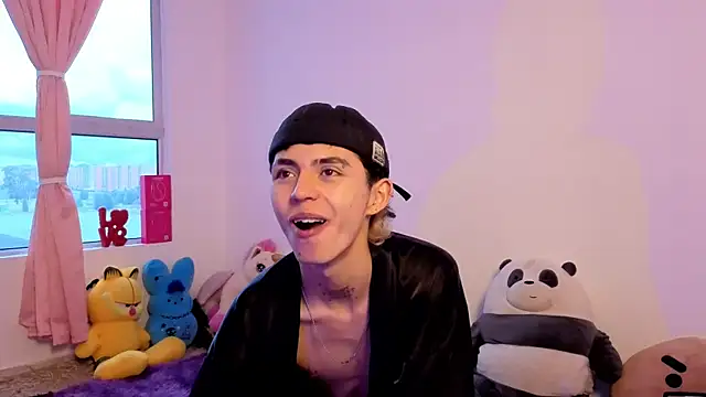 Maiky Cooper01 online show from 04/10/26, 04:23