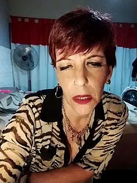 Snapshot of Juguetonafogosa5 chatting on 04/21/26, 02:51 Juguetonafogosa5 online show from 04/21/26, 02:51