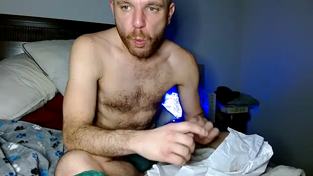 Snapshot of FrankieFuckMe chatting on 02/26/26, 02:16 FrankieFuckMe online show from 02/26/26, 02:16