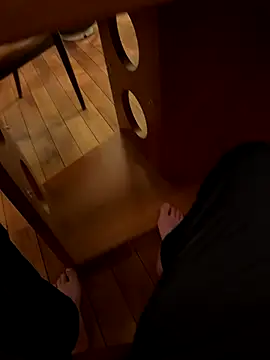 Snapshot of hiroshi_1964 chatting on 01/14/26, 01:39 hiroshi 1964 online show from 01/14/26, 01:39