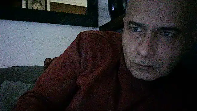 Snapshot of dogfrota chatting on 06/14/26, 08:22 dogfrota online show from 06/14/26, 08:22