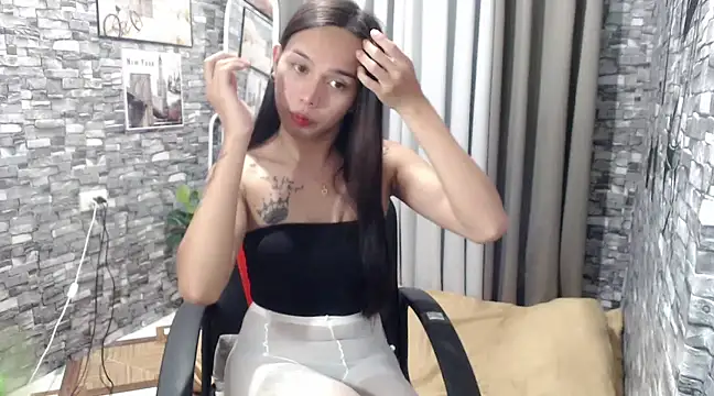 Snapshot of LOVELYMAYUMIE chatting on 02/26/25, 10:04 LOVELYMAYUMIE online show from 02/26/25, 10:04