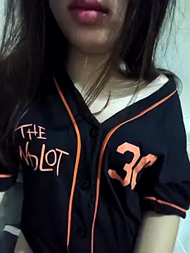 Dorea-mon online show from 04/16/26, 09:39