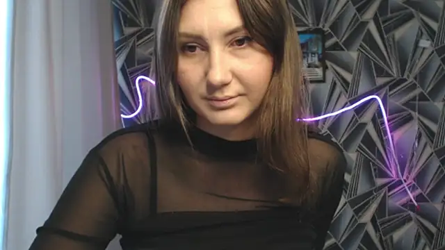 NikkiKiss    online show from 06/04/26, 01:55