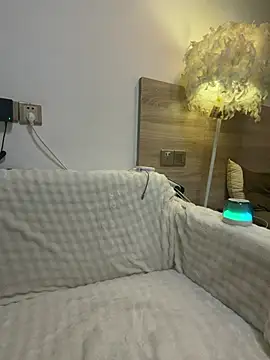 Mia-zhan online show from 04/01/26, 01:41