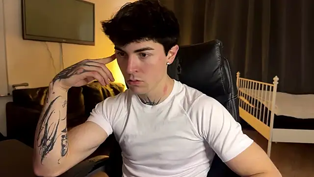 LiamFoster online show from 01/16/26, 02:21