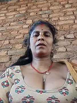 Hot di97 online show from 03/14/26, 02:39