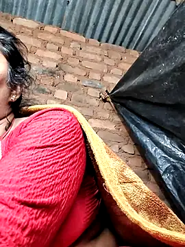 Hot di97 online show from 04/03/26, 09:24