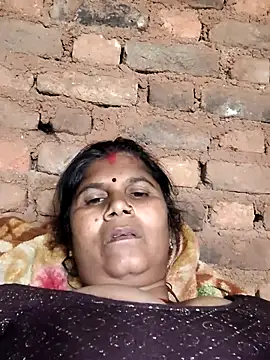 Hot di97 online show from 04/16/26, 02:07