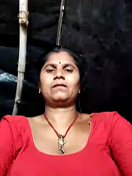 Snapshot of Hot_di97 chatting on 05/09/26, 03:06 Hot di97 online show from 05/09/26, 03:06