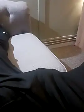 Hertsguy1984 online show from 04/18/26, 10:54