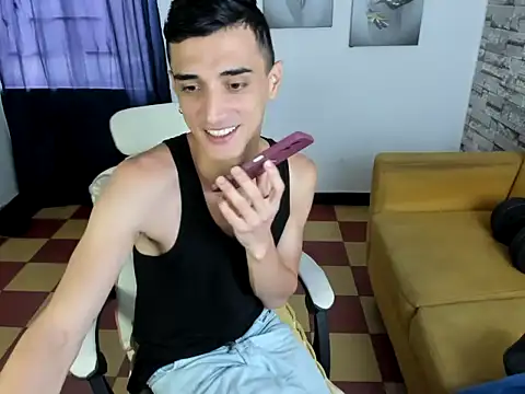 Snapshot of felipe_colinss chatting on 02/03/26, 12:21 felipe colinss online show from 02/03/26, 12:21