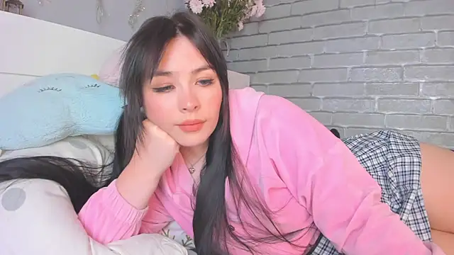 Nataly forsy online show from 02/18/26, 02:13