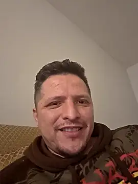 Alopez972 online show from 02/15/26, 08:24