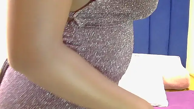 SexyBoobsxX97 online show from 02/04/26, 11:27