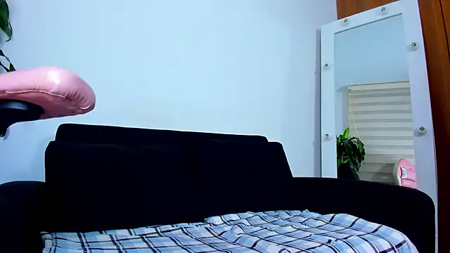 babypeach 1 online show from 01/15/26, 10:46