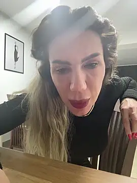 Missolevelvet online show from 02/09/26, 10:47