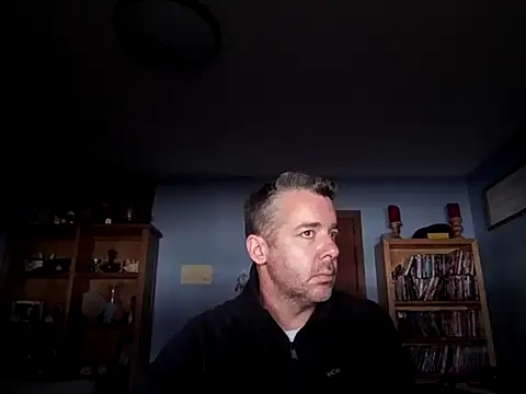 chrisw8140 online show from 02/12/26, 08:26