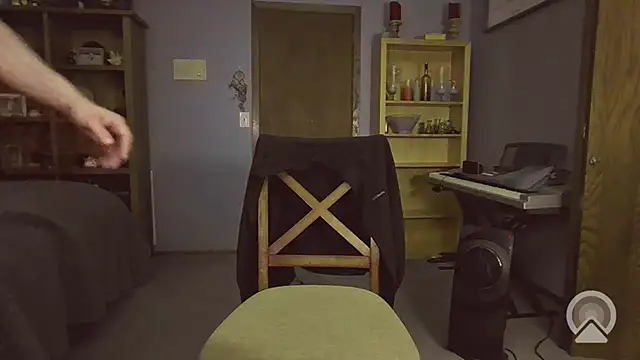 chrisw8140 online show from 04/07/26, 04:24